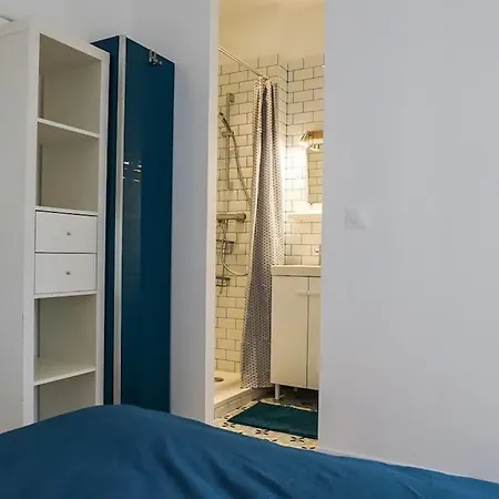 Maison Calme Proche Paris * بانيوليه