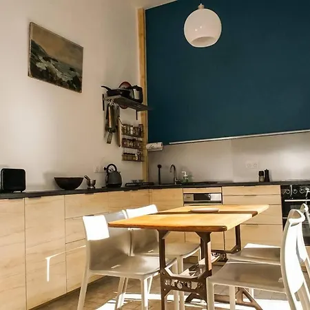 Maison Calme Proche Paris بانيوليه